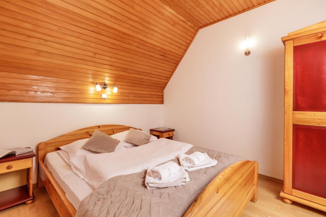 Kraljevi Konaci - Najam Kuca Na Zlatiboru Apartman Kültér fotó