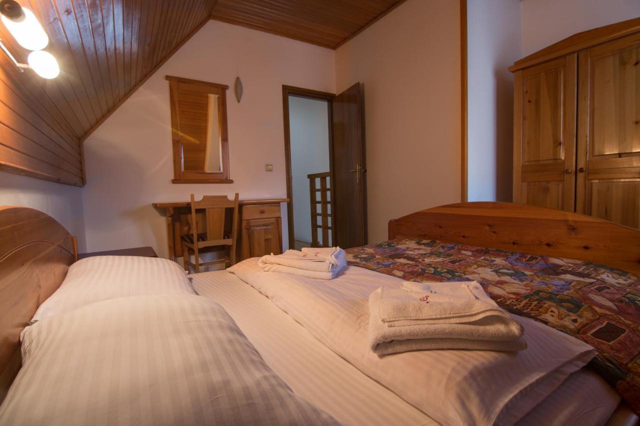 Kraljevi Konaci - Najam Kuca Na Zlatiboru Apartman Kültér fotó