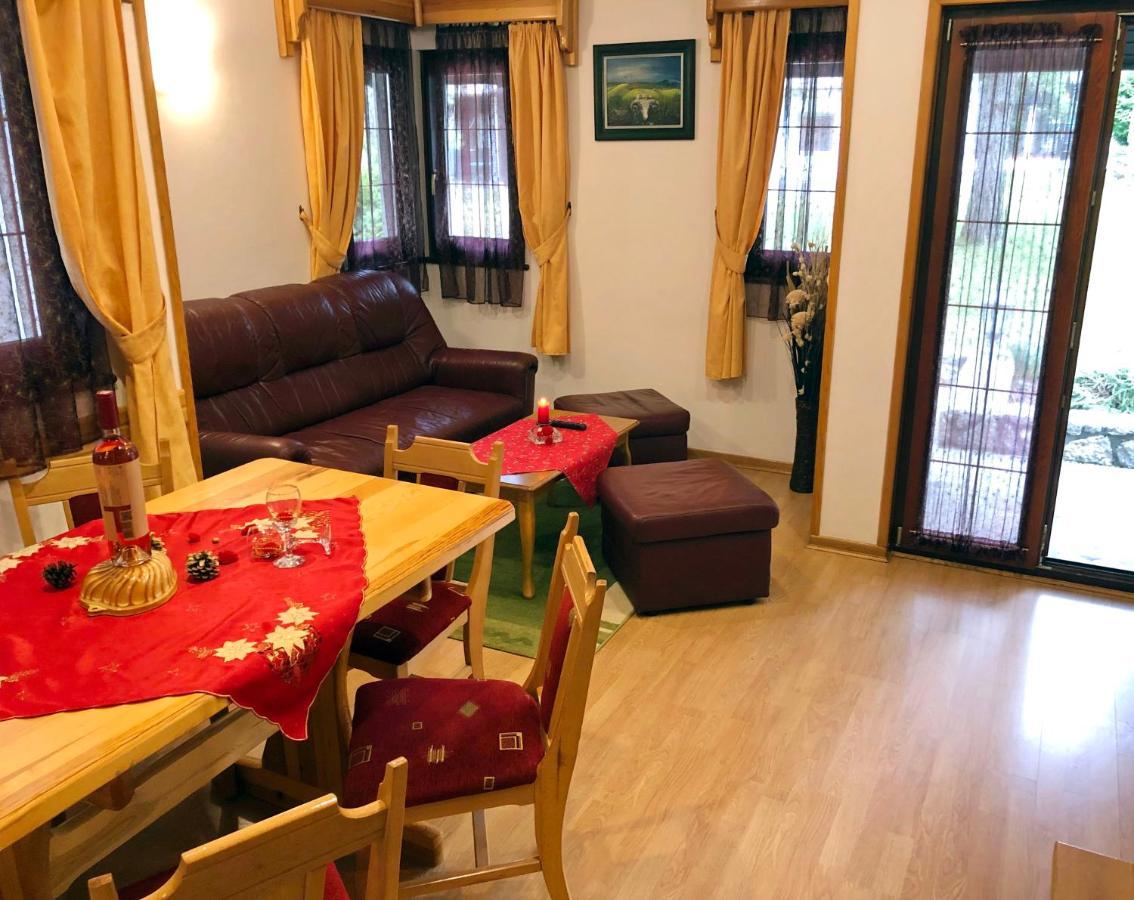 Kraljevi Konaci - Najam Kuca Na Zlatiboru Apartman Kültér fotó