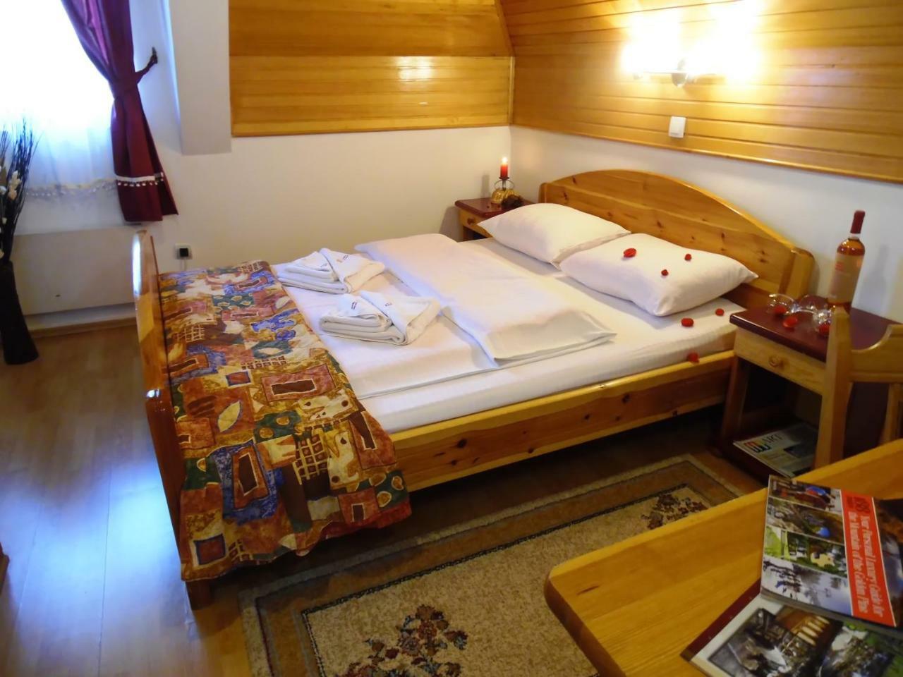 Kraljevi Konaci - Najam Kuca Na Zlatiboru Apartman Kültér fotó